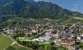 Luftaufnahme: Residence am Sonnenhang in Dorf Tirol, Südtirol